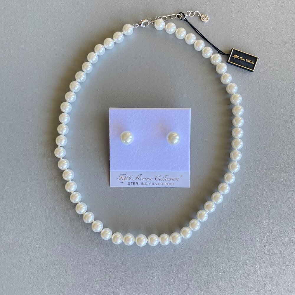 Fifth Avenue White Faux Pearl Necklace & Matching Earrings Set NWT - Picture 3 of 7